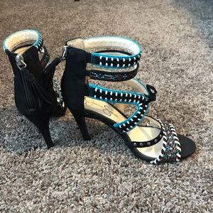 Jessica Simpson heel